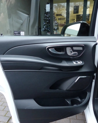 Mercedes-Benz Klasa V cena 369900 przebieg: 96902, rok produkcji 2021 z Tuszyn małe 742
